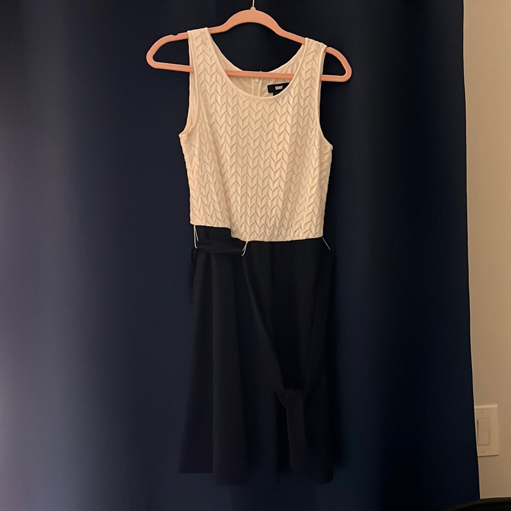 DKNY dress, size 6. Great condition.